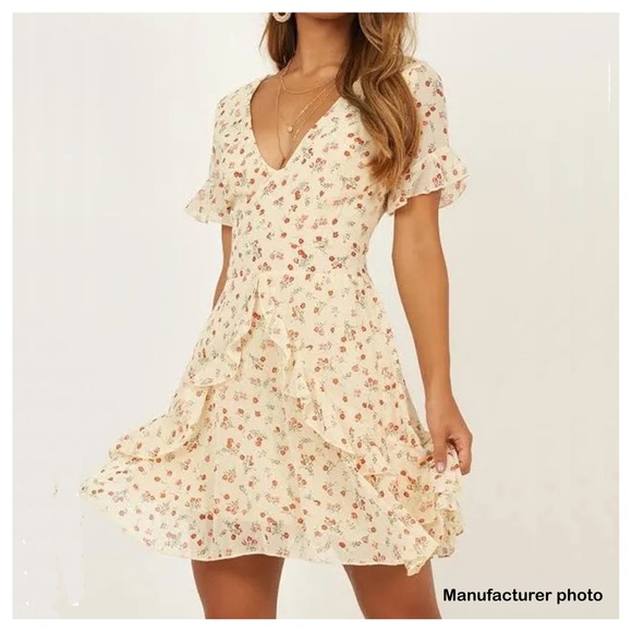 Showpo All For You Dress in Cream Floral - Picture 10 of 10